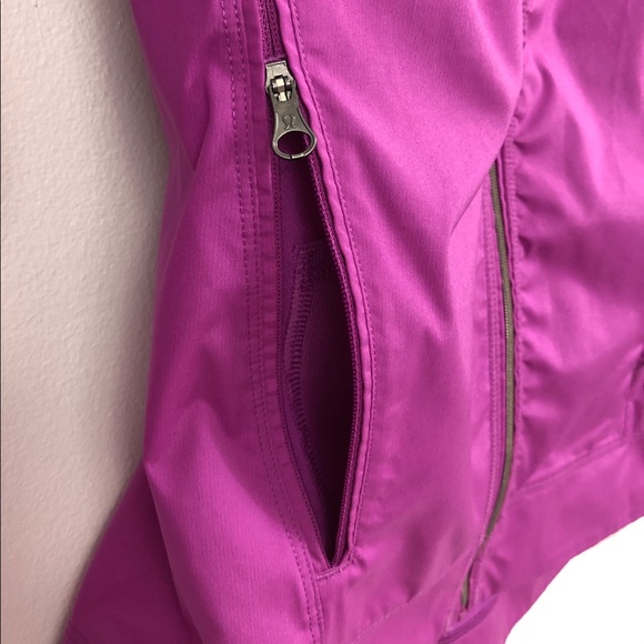 NWOT Lululemon | Gather & Sprint Jacket - Picture 6 of 15